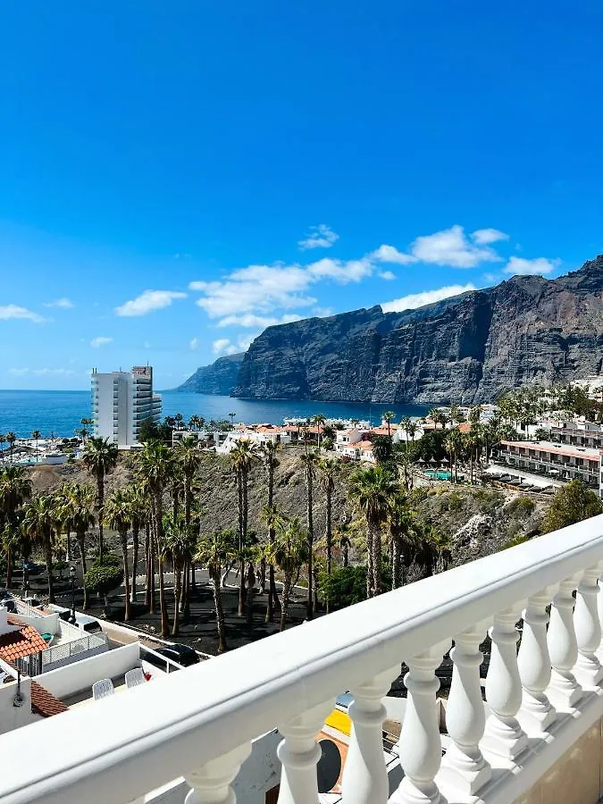 Luxury Penthouse With Breathtaking Views And Huge Private Terraces Apartment Puerto de Santiago  Puerto de Santiago (Tenerife)